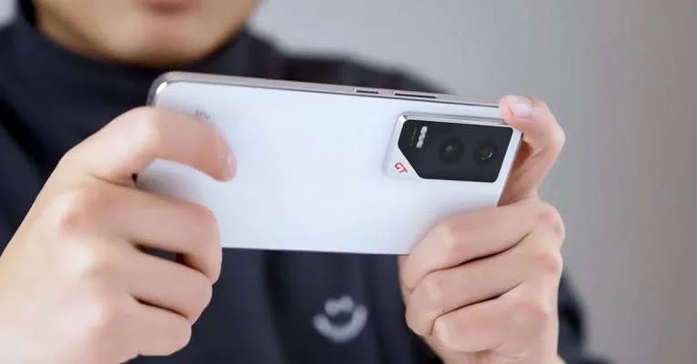 Honor GT:  (Source: google)
